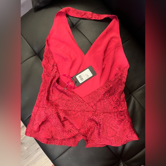 Guess satin halter top XS NWT - Picture 3 of 4